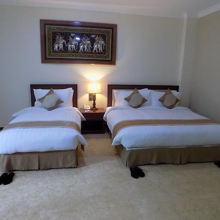 Victoria Palace Hotel Mandalay Extérieur photo