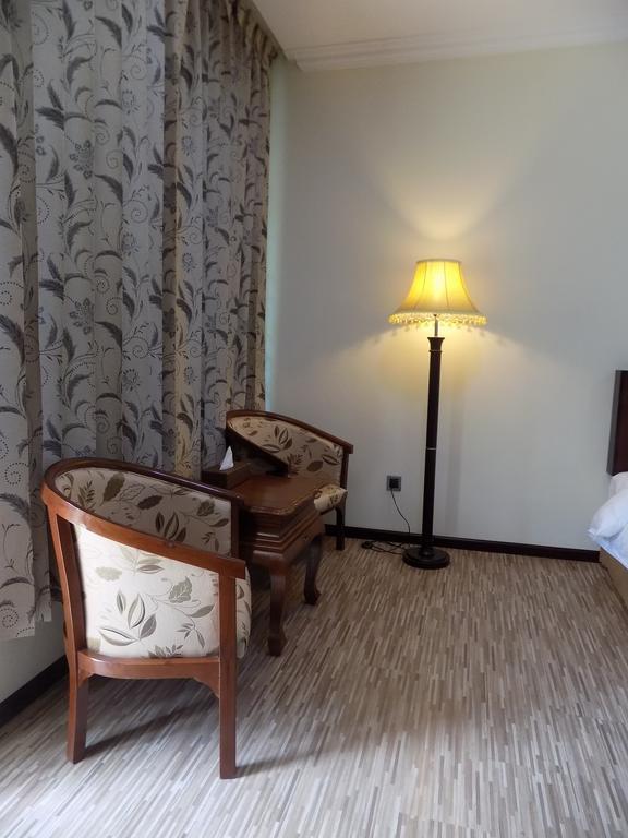 Victoria Palace Hotel Mandalay Extérieur photo