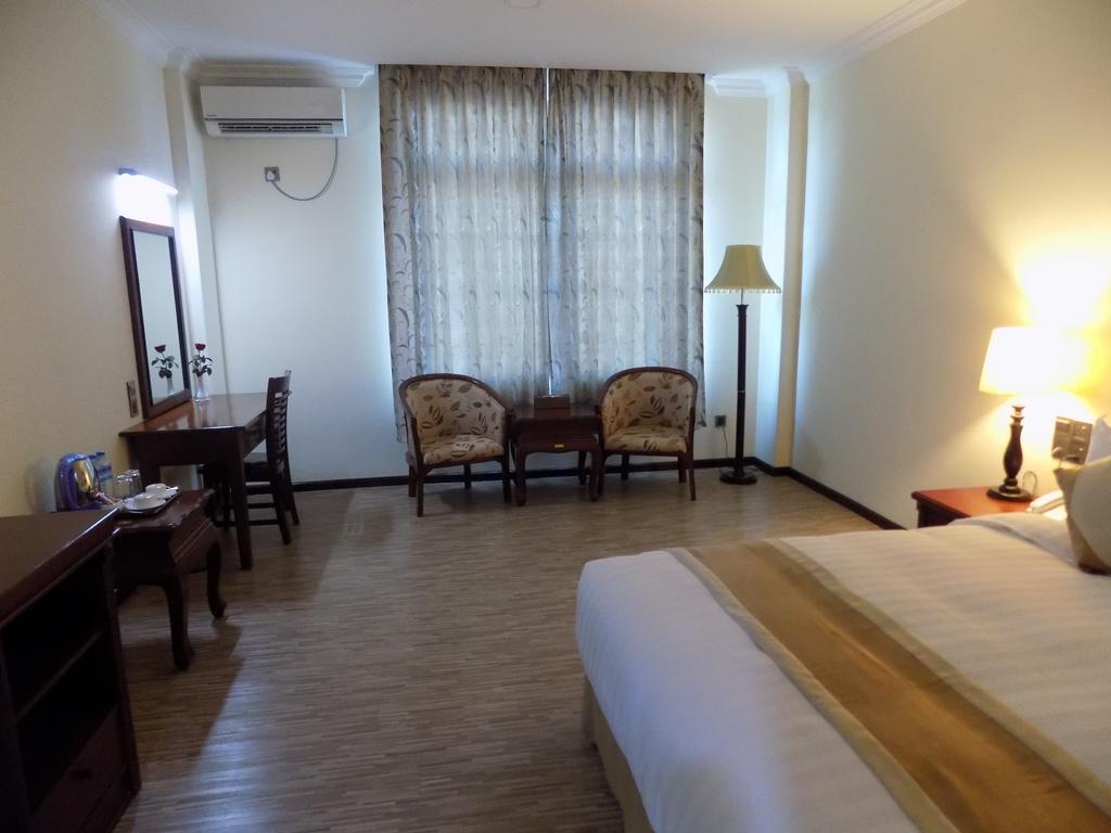 Victoria Palace Hotel Mandalay Extérieur photo
